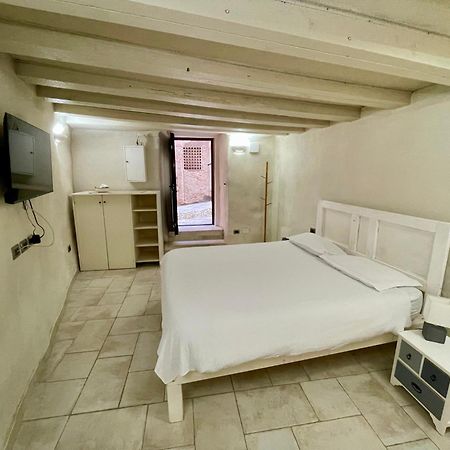 Cozy Suite Centro 卡利亚里 外观 照片