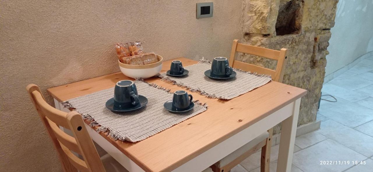 Cozy Suite Centro 卡利亚里 外观 照片